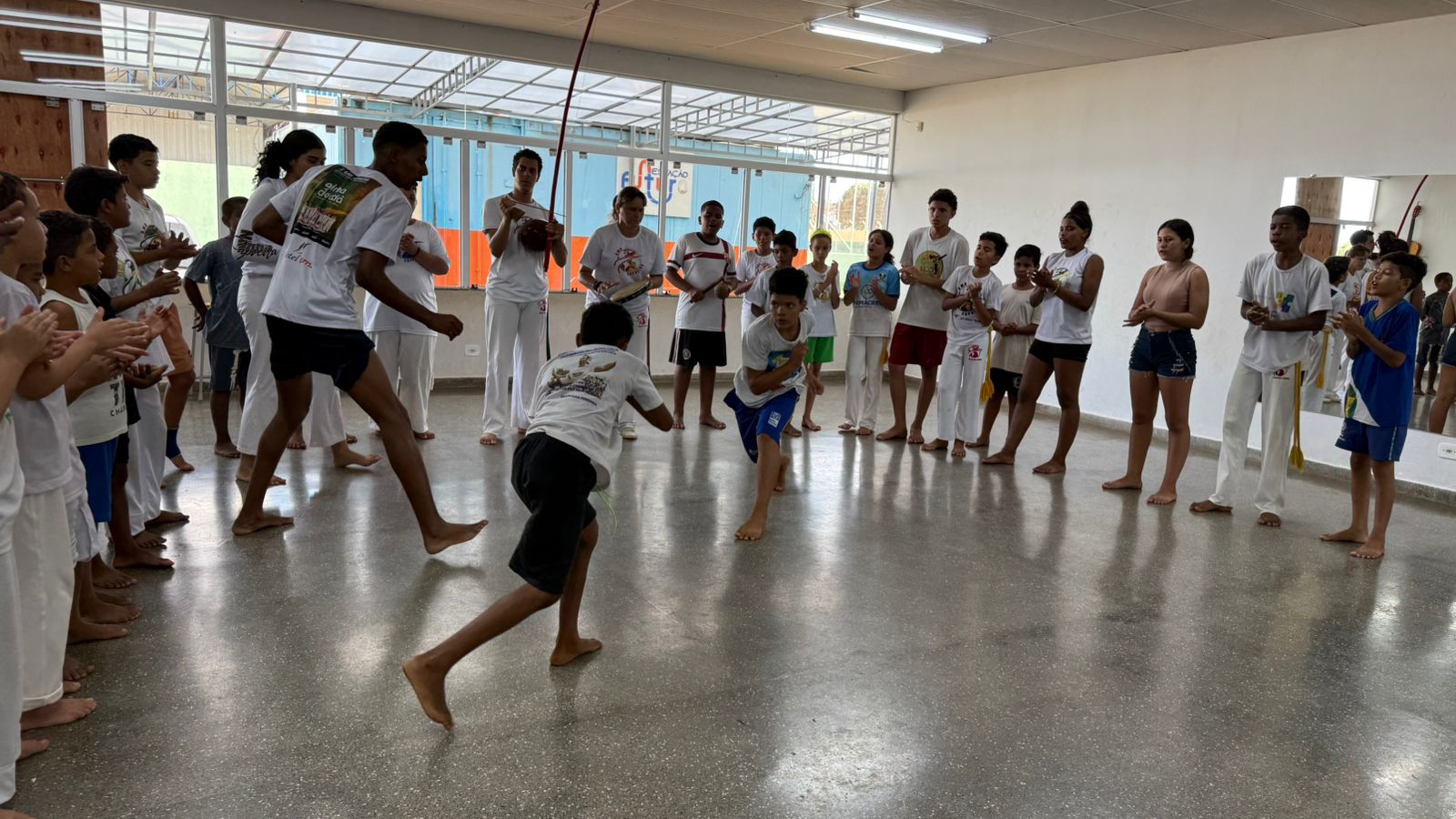 Capoeiristas de Primavera disputam jogos em Barra do Garças