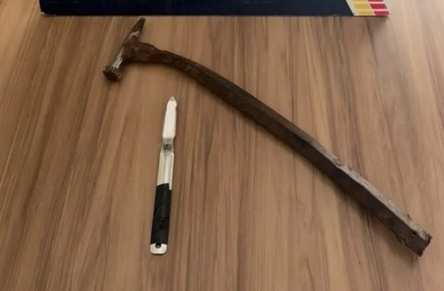 Aluno de 13 anos é detido após ameaçar colega com arma em Jaciara