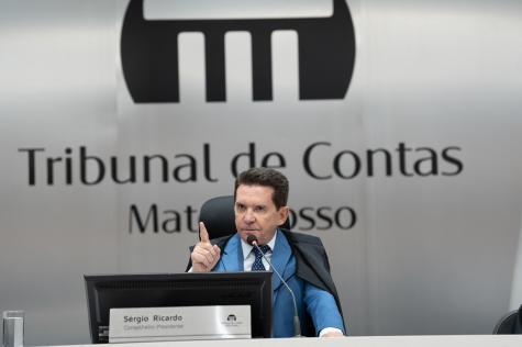 Bate-boca e troca de acusações marcam sessão do Tribunal de Contas em MT