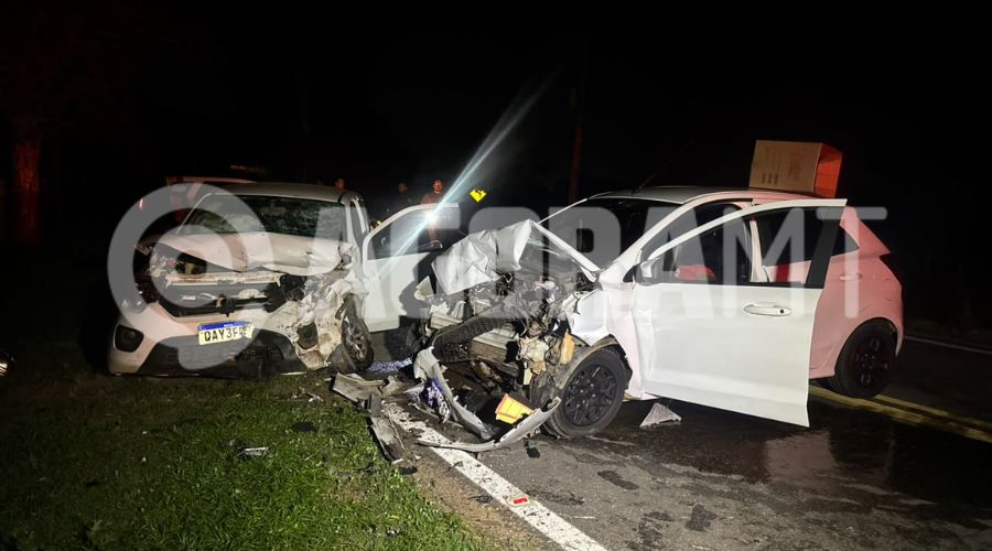 Batida frontal mata motorista e fere família em Rondonópolis MT
