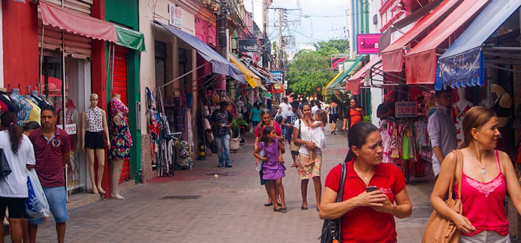 Comércio de MT movimenta R$ 354 bi em 2024 e lidera no Centro-Oeste