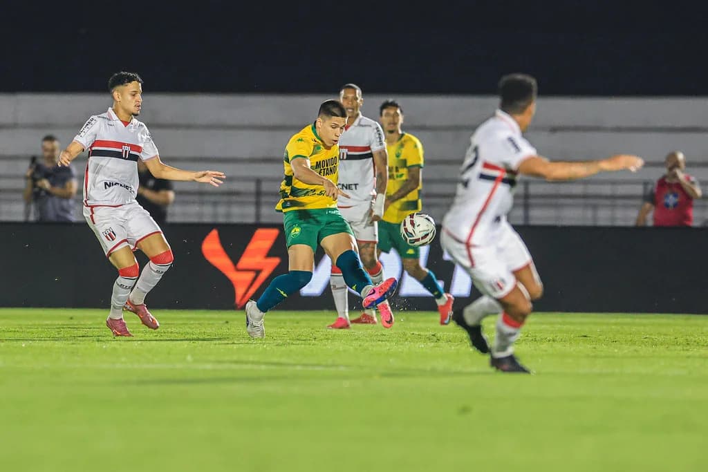 Cuiabá bate o Botafogo-SP e sonha com o G6 da Série B em MT