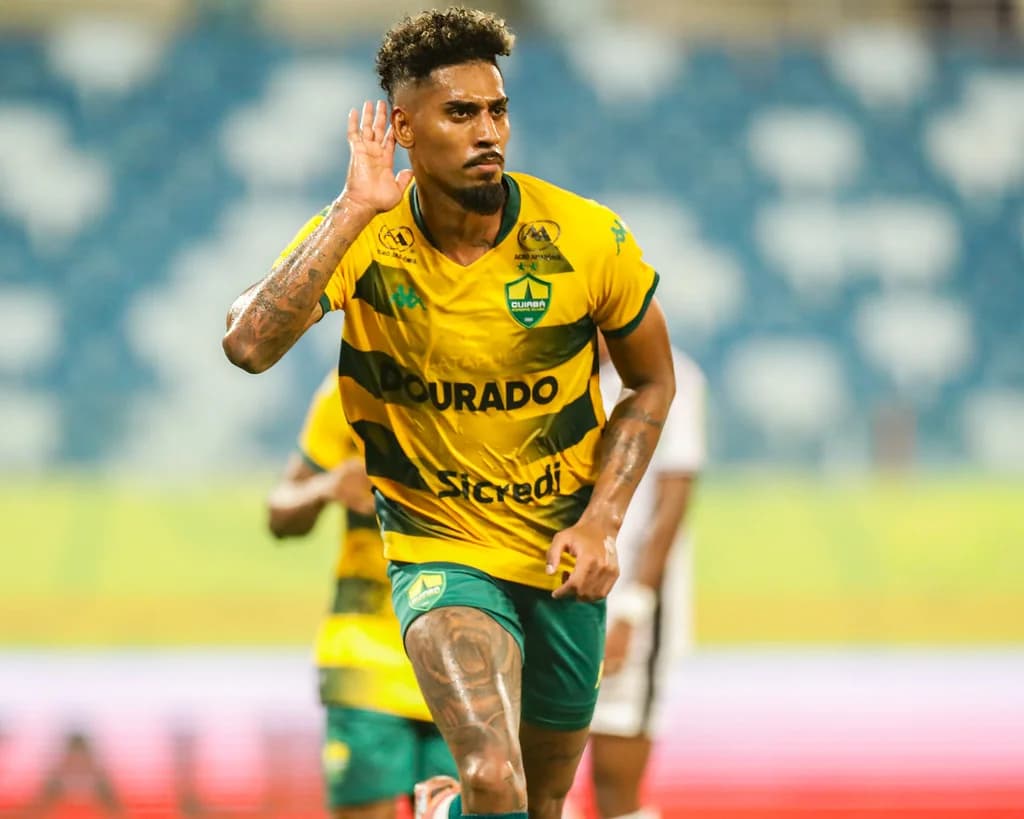 Cuiabá goleia o Athletic na Arena Pantanal e cola no G6 da Série B em MT
