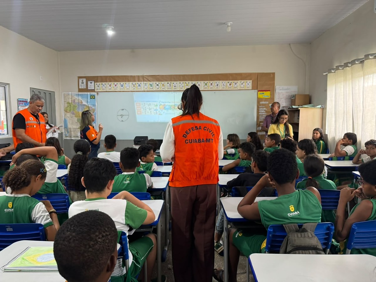 Escolas de Cuiabá formam alunos como multiplicadores ambientais em MT