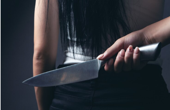 Esposa esfaqueia marido após briga em Primavera do Leste