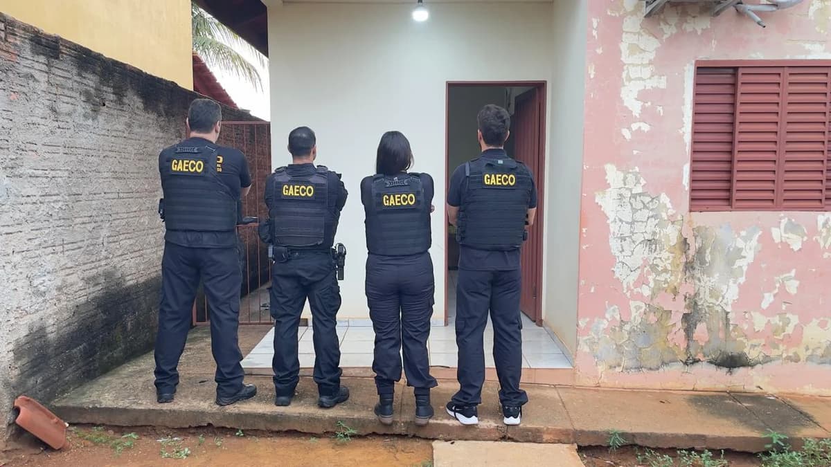 Gaeco cumpre mandado em Barra do Garças contra fraudes em obras escolares