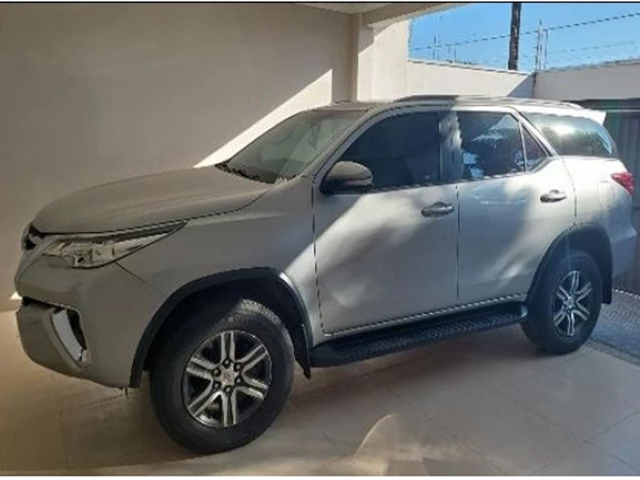 Hilux SW4 por R$ 103 mil em leilão judicial em Sorriso