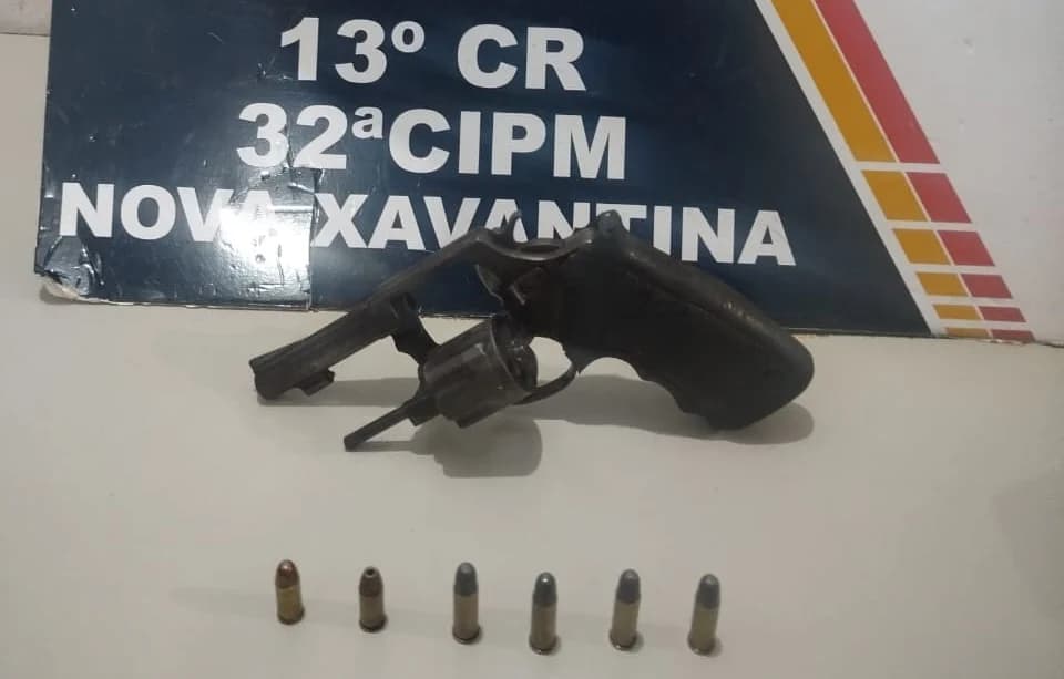 Homem é preso com arma em Nova Xavantina após visita virtual