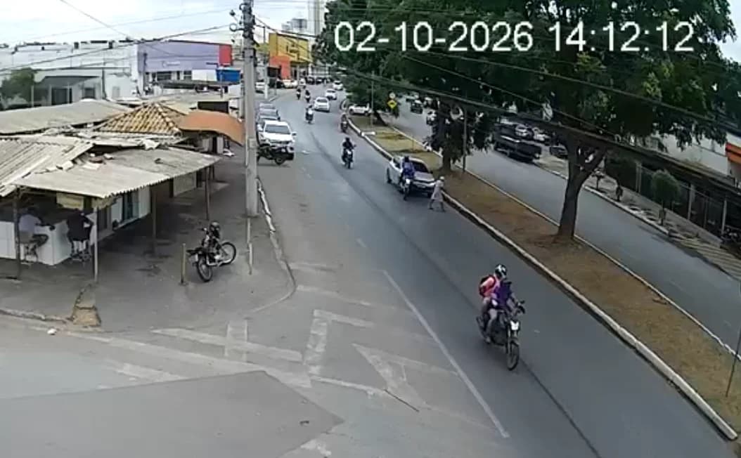 Idoso morre atropelado por carro em avenida de Cuiabá