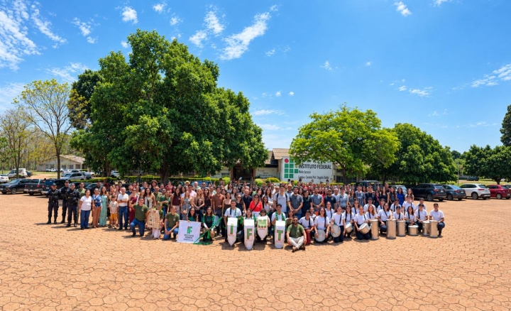 IFMT Cáceres celebra 46 anos com reencontros e homenagem a diretores