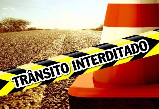 Interdição na Rua Piracicaba para Feira da ACIPLE