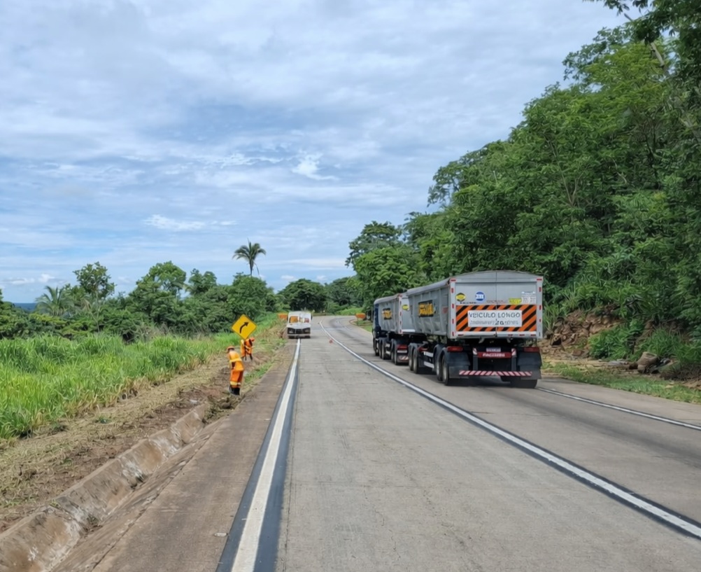 Interdição parcial na Serra de São Vicente afeta BR-364 em MT
