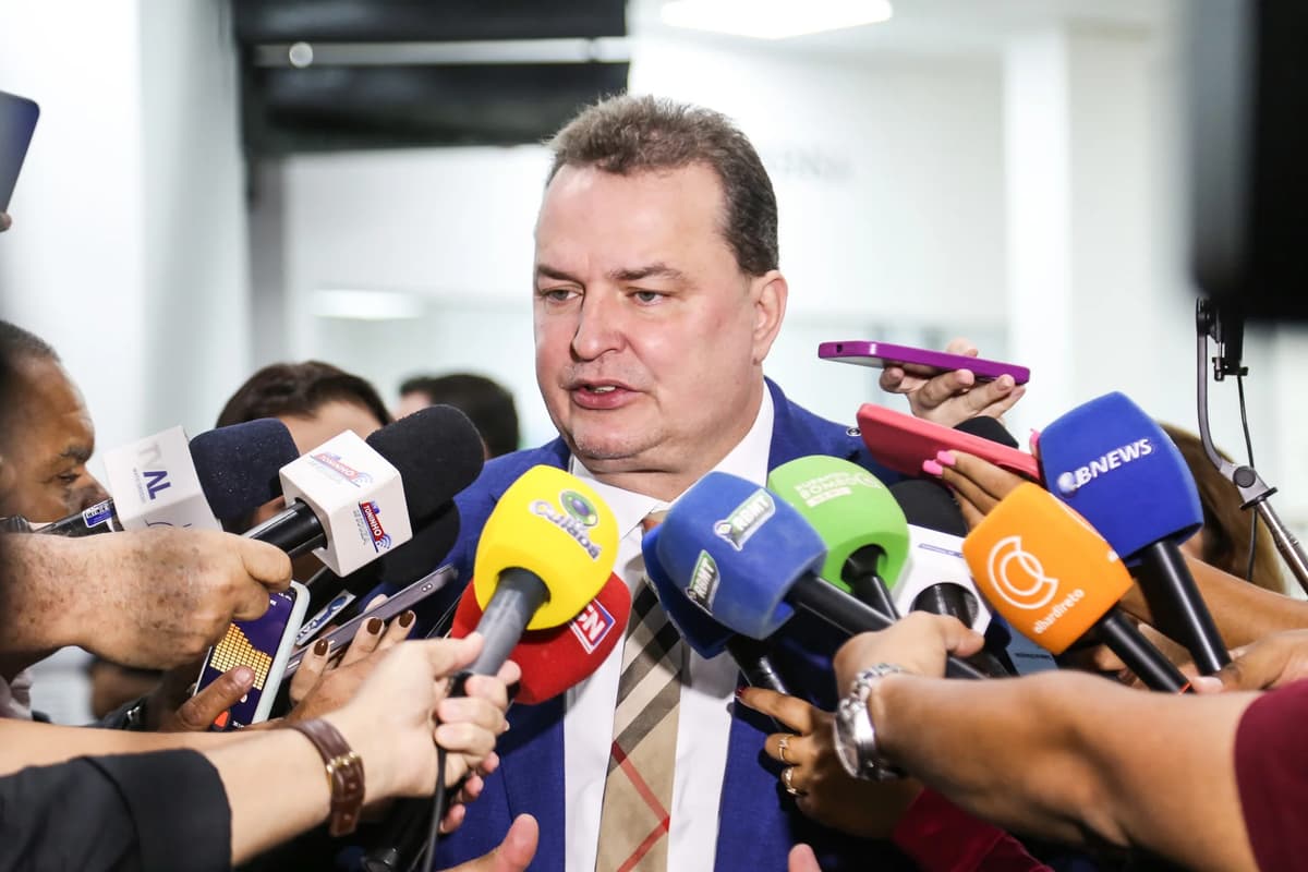 Max rebate Abilio e diz que prefeito ignora status do Júlio Müller em MT
