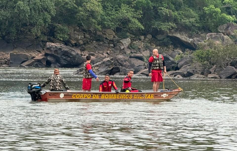 Mergulhadores encontram corpo em rio de Santa Rita do Trivelato, MT