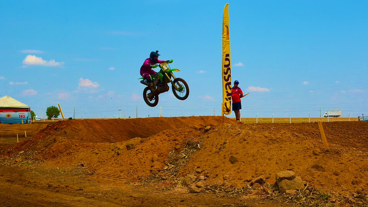 Motocross retorna a Primavera do Leste após sete anos de ausência