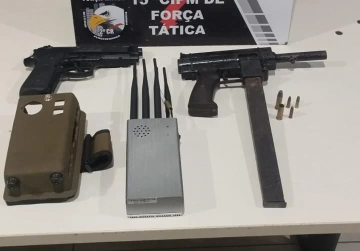 Mulher é presa com submetralhadora artesanal em Várzea Grande