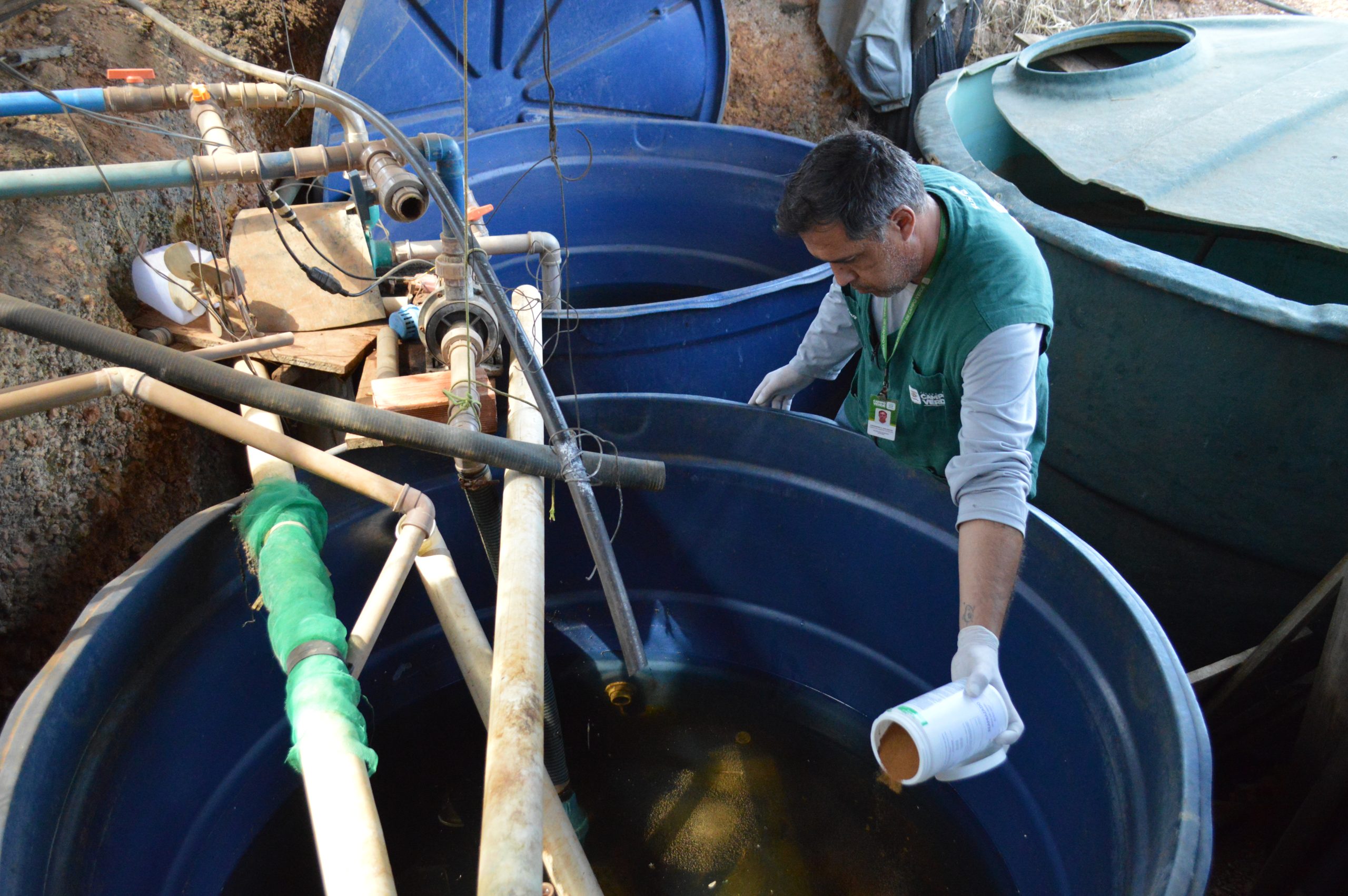 Mutirão de limpeza combate casos de dengue tipo 3 em Campo Verde