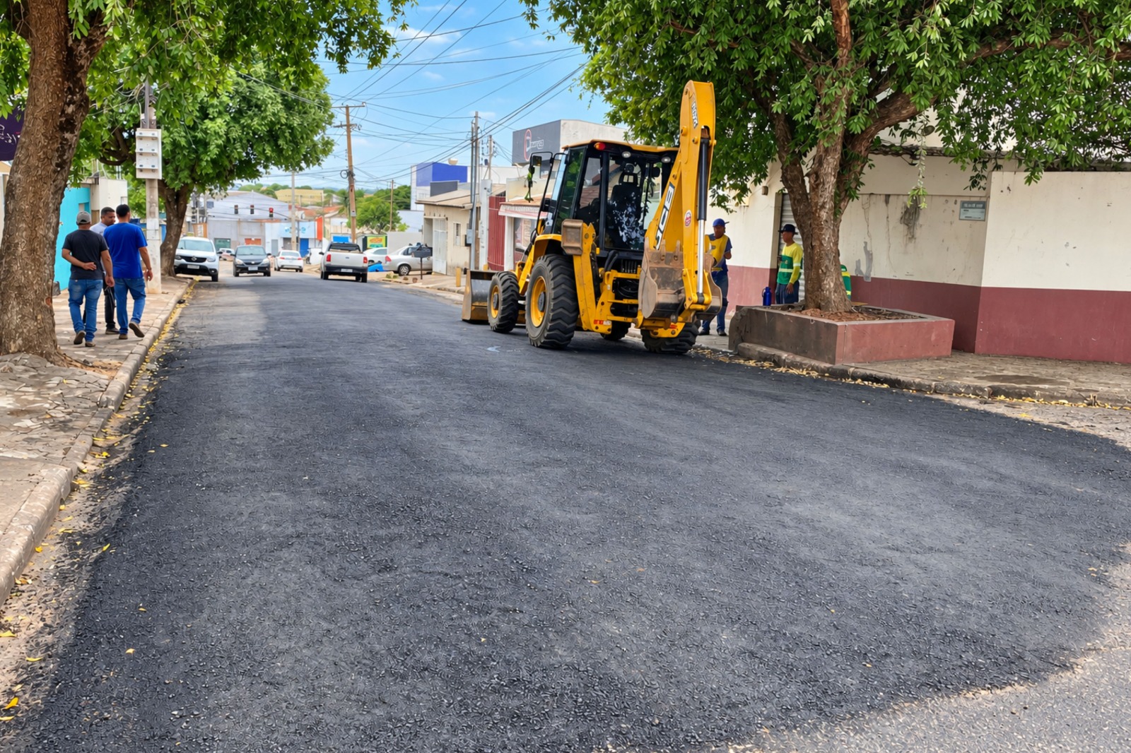 Nova pavimentação avança em avenida de Cuiabá MT