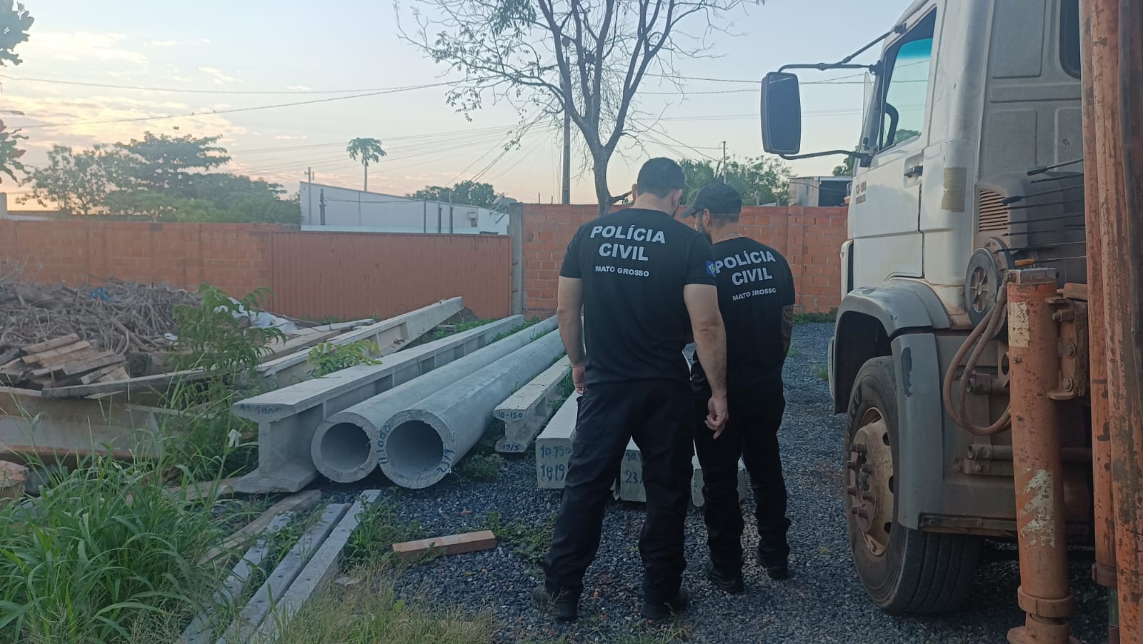 Operação mira esquema de furto de postes em Várzea Grande e MT