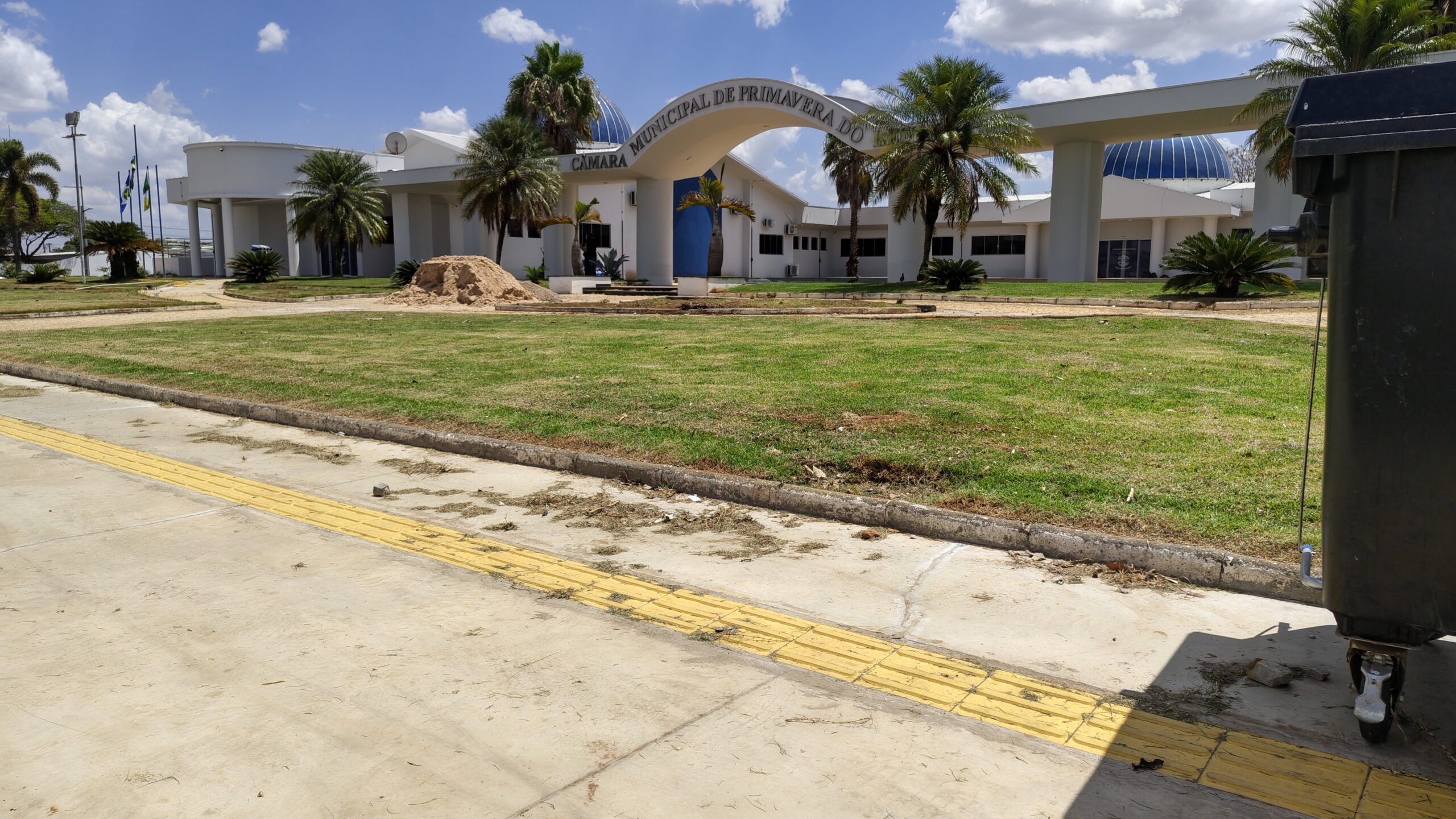 Reforma da Câmara de Primavera do Leste gera impasse