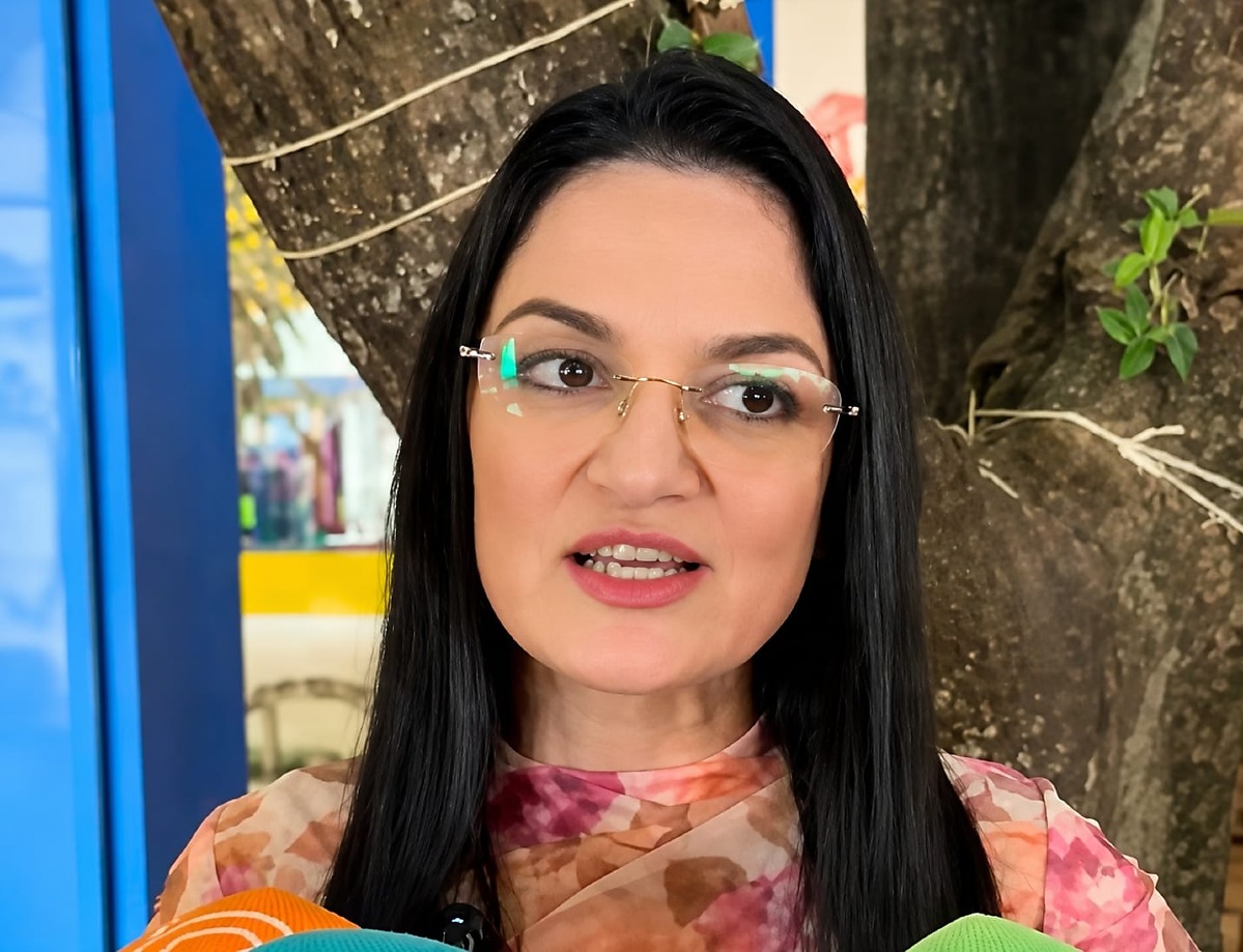 Samantha aponta medo de eleitores em Cuiabá por apoio a Flávio Bolsonaro