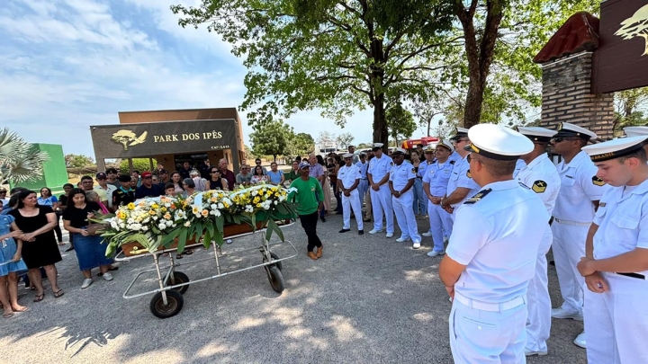 Sargento da Marinha morto em Cáceres é sepultado com honras