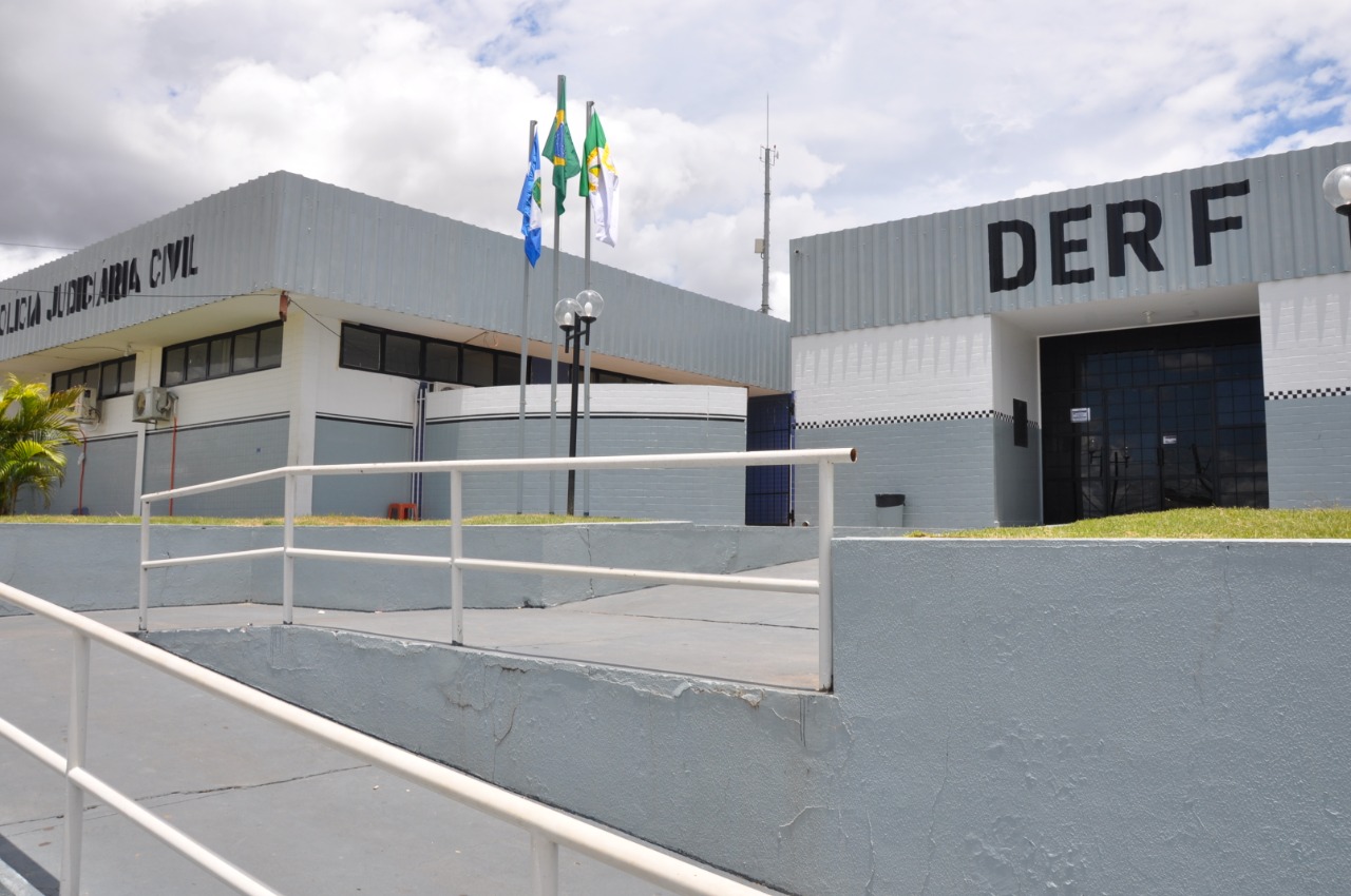 Suspeito de roubar floricultura é preso pela polícia em Cuiabá MT