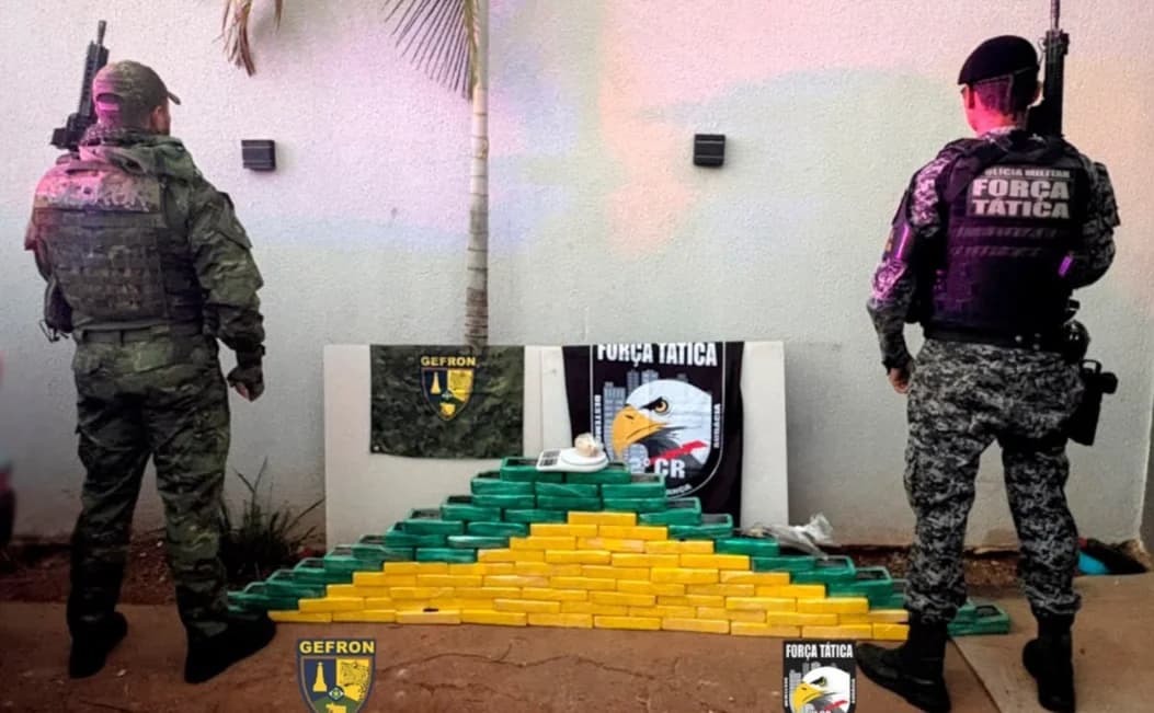 Três presos e 80 tabletes de cocaína apreendidos em MT